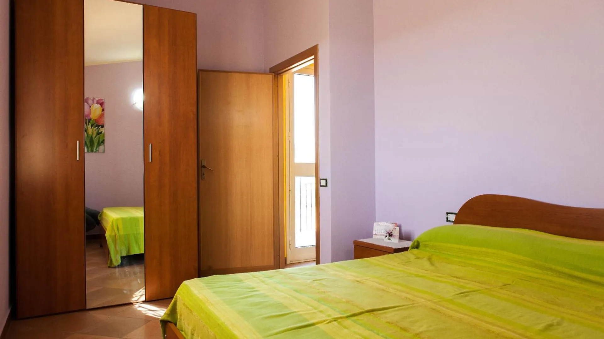 Case Vacanza Longo Balestrate 0*,  Italy
